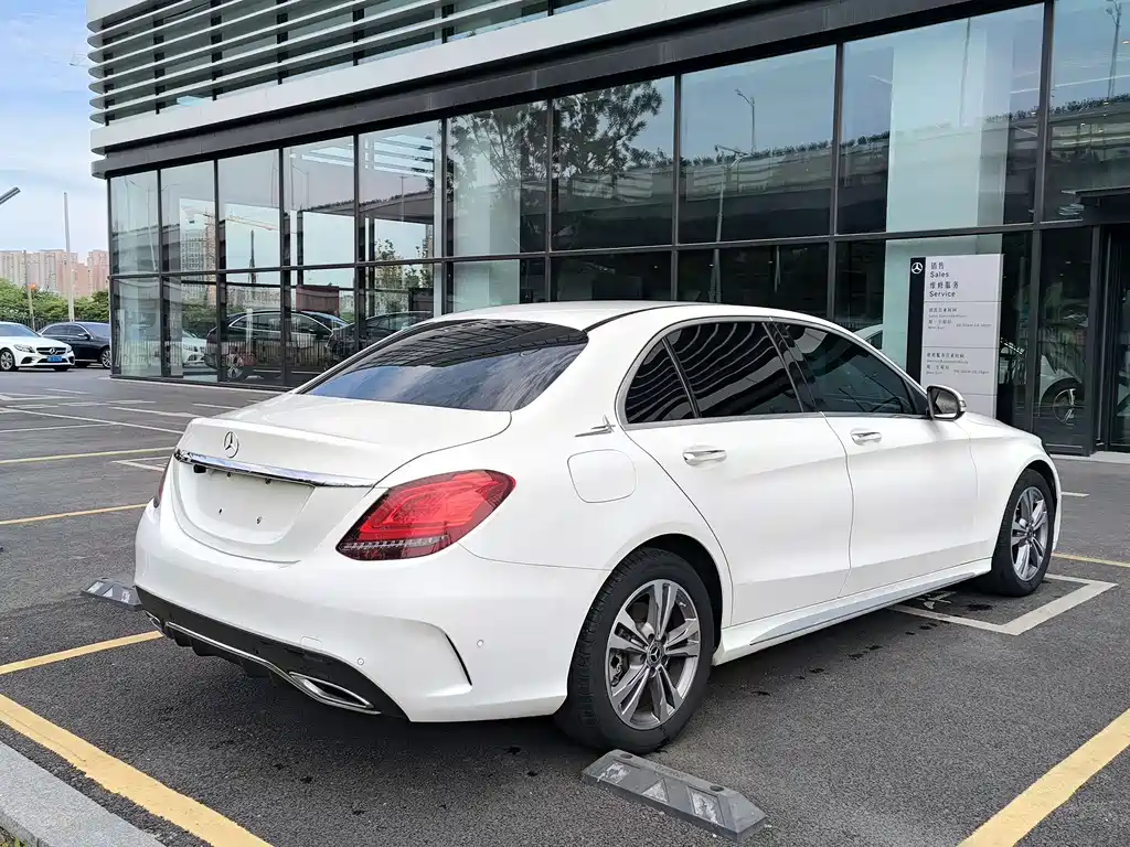Mercedes-Benz C-Class 2020 — фото 4