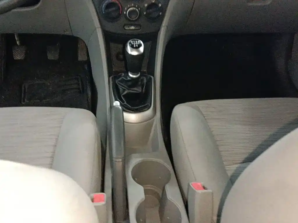 Hyundai Verna 2015 — фото 14
