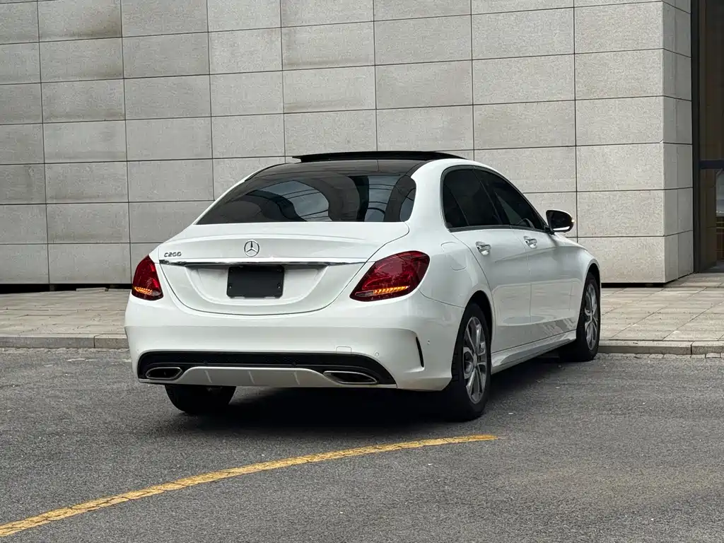 Mercedes-Benz C-Class 2015 — фото 19