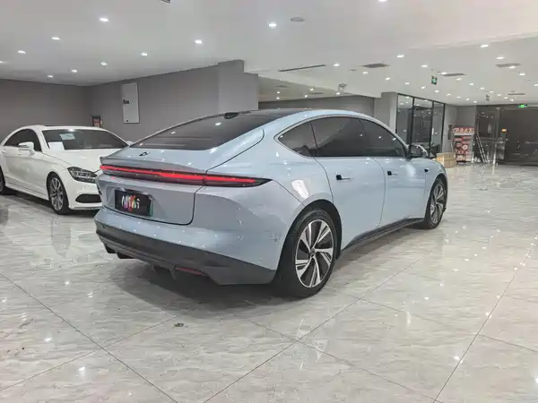 NIO ET5 2023