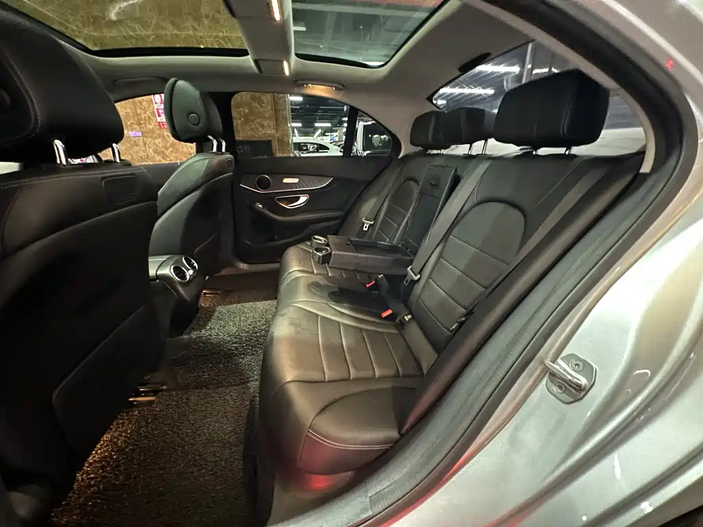 Mercedes-Benz C-Class 2016 — фото 19