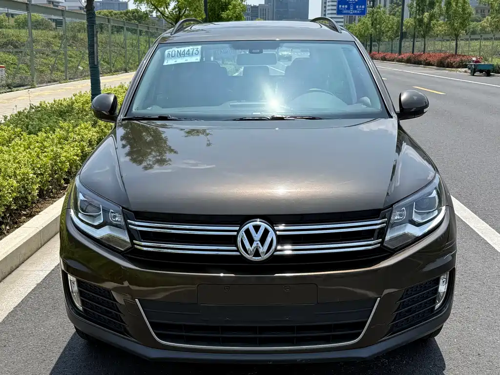 Volkswagen Tiguan 2017 — фото 2