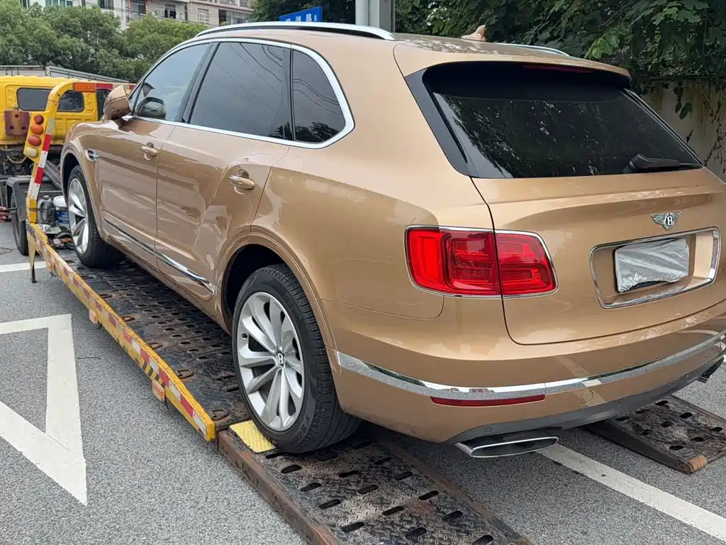 Bentley Bentayga 2016