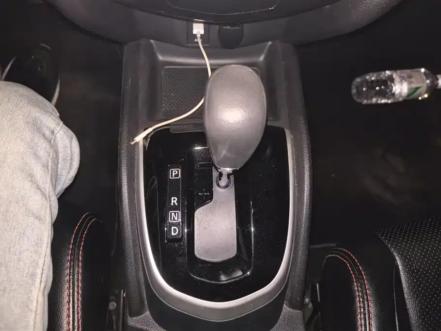 Nissan Qashqai 2017 — фото 16