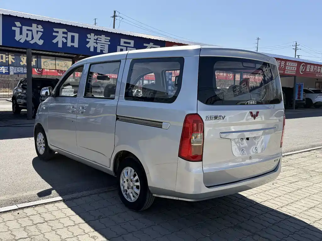 Wuling Rongguang V 2017 — фото 9