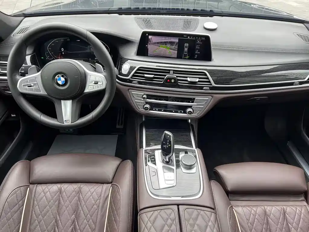 BMW 7 Series 2020 — фото 12