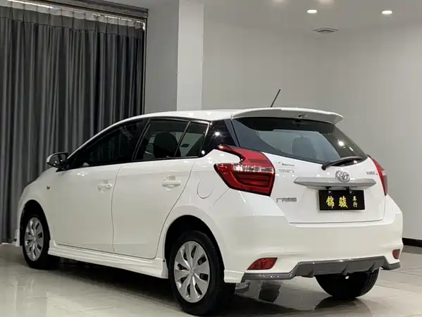 Toyota Yaris L 2019