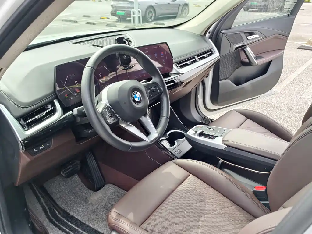 BMW X1 2023 — фото 18
