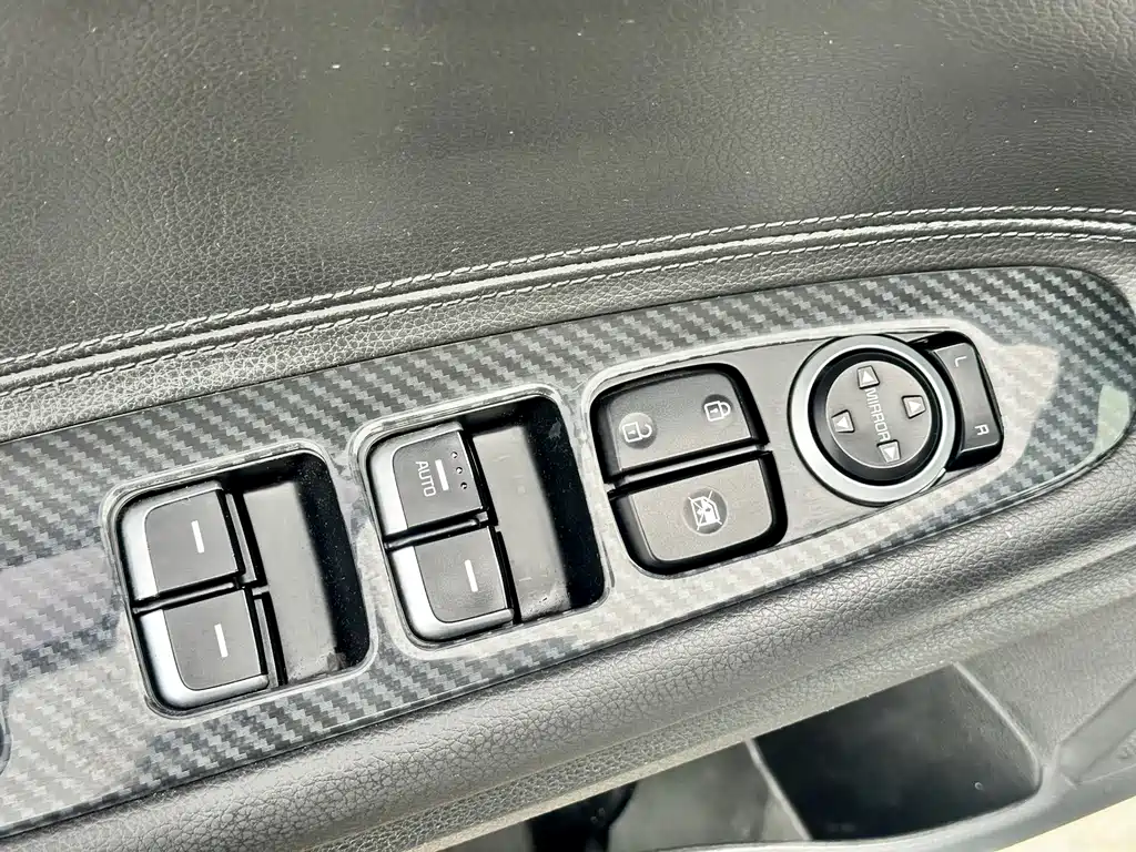 Kia K4 2018 — фото 18