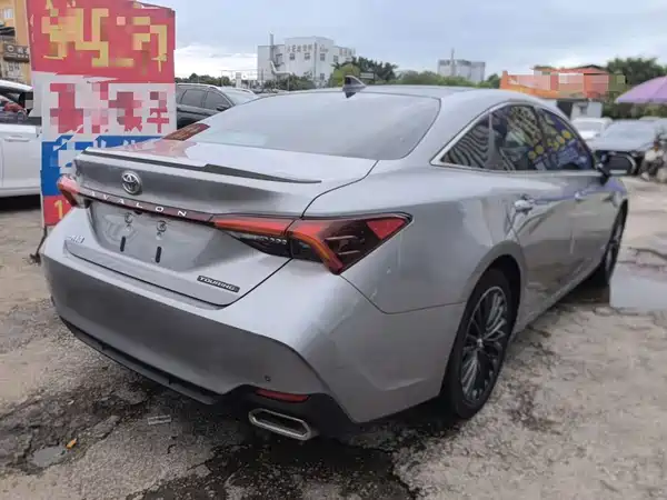 Toyota Avalon 2019