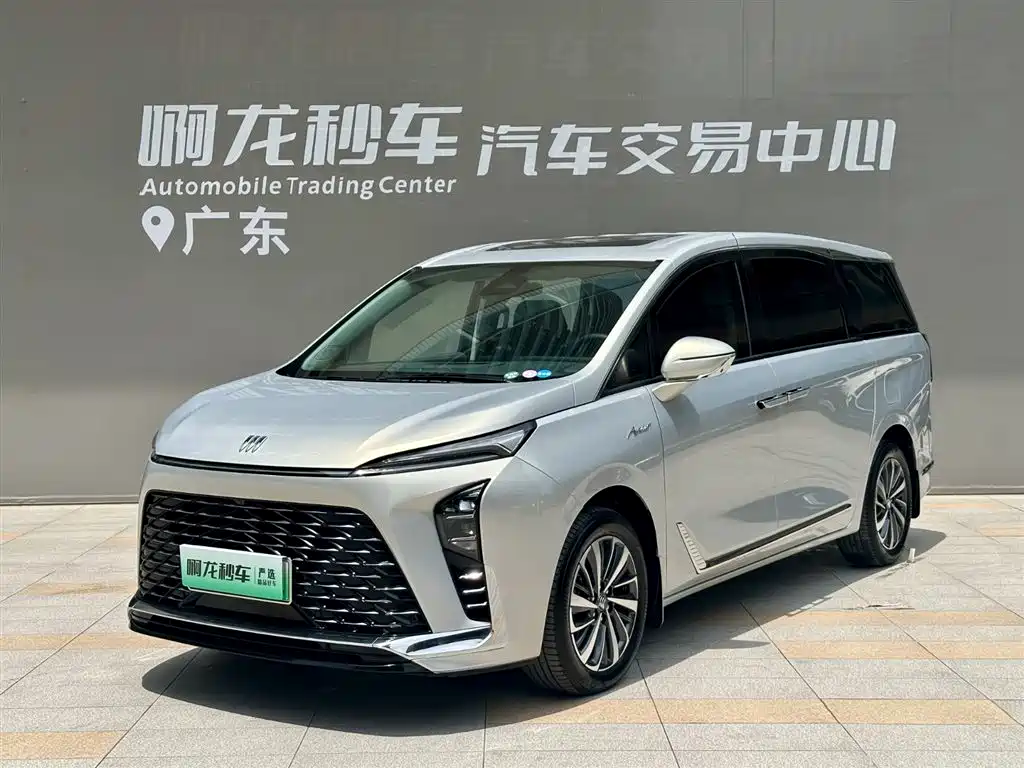 Buick GL8 Hybrid 2025