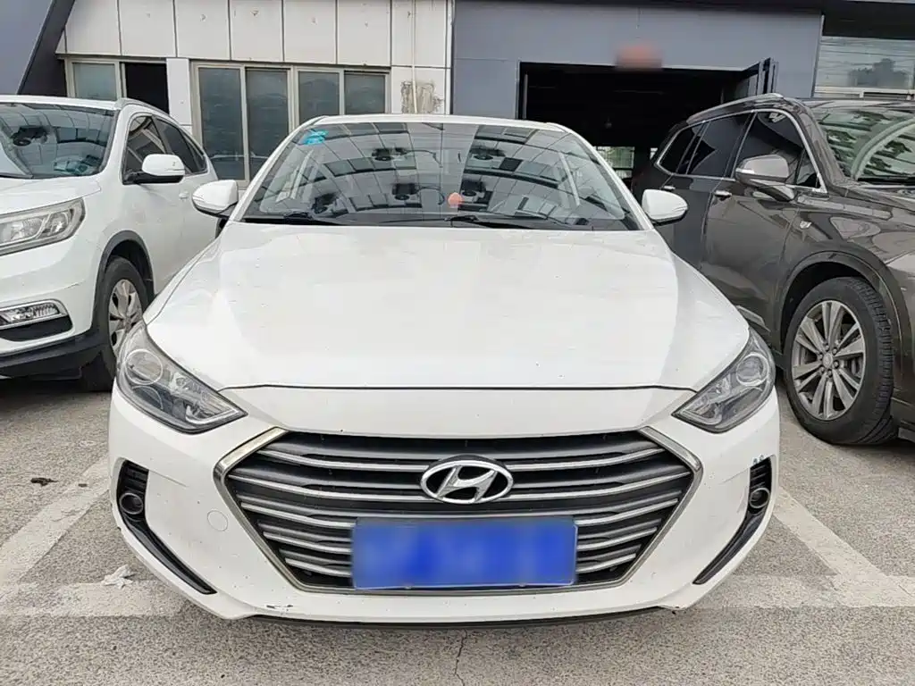 Hyundai Elantra 2018