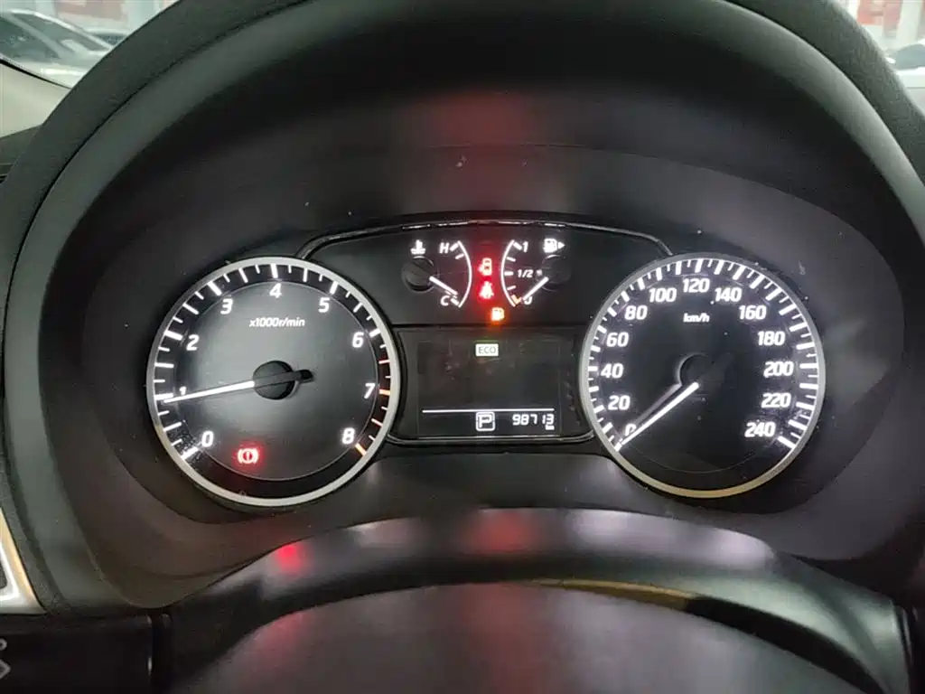 Nissan Sylphy 2018 — фото 12