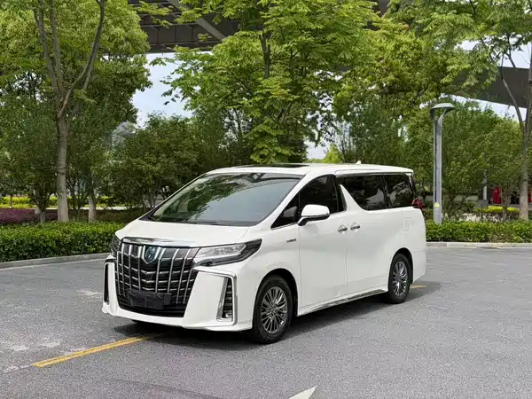 Toyota Alphard 2022