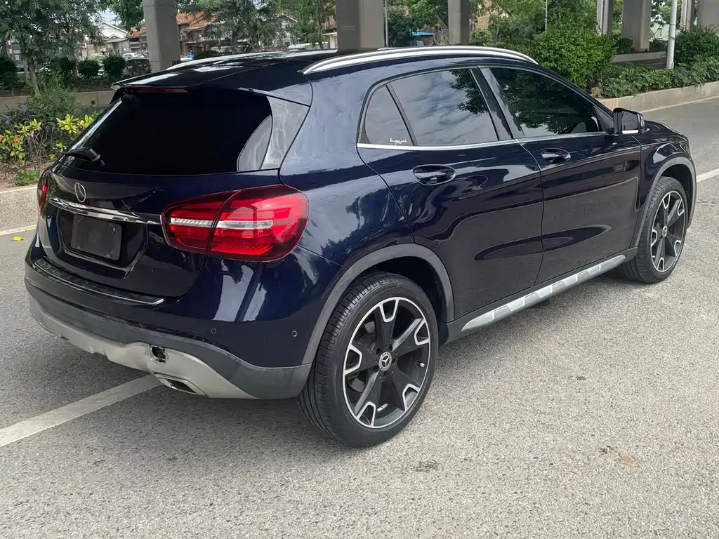 Mercedes-Benz GLA 2017 — фото 12
