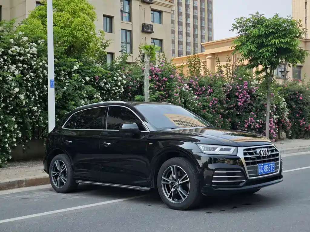 Audi Q5L 2019 — фото 3
