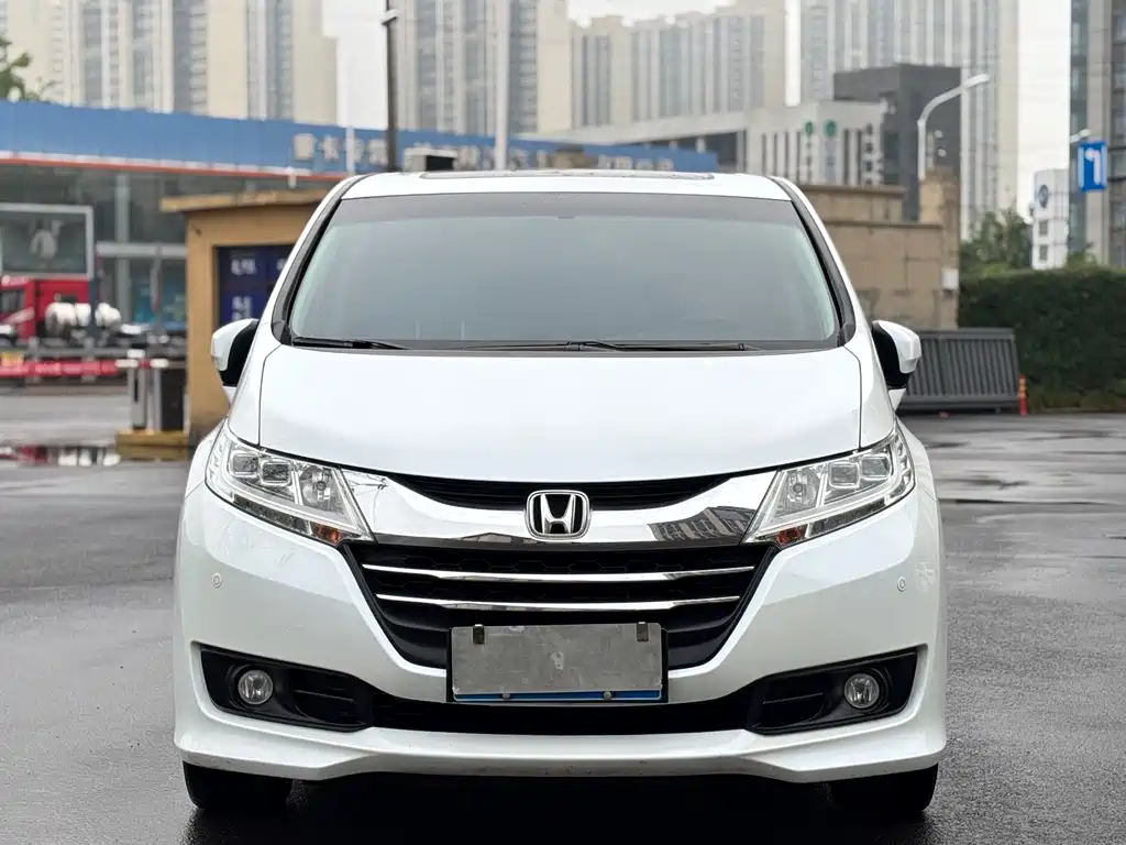 Honda Odyssey 2016 — фото 2