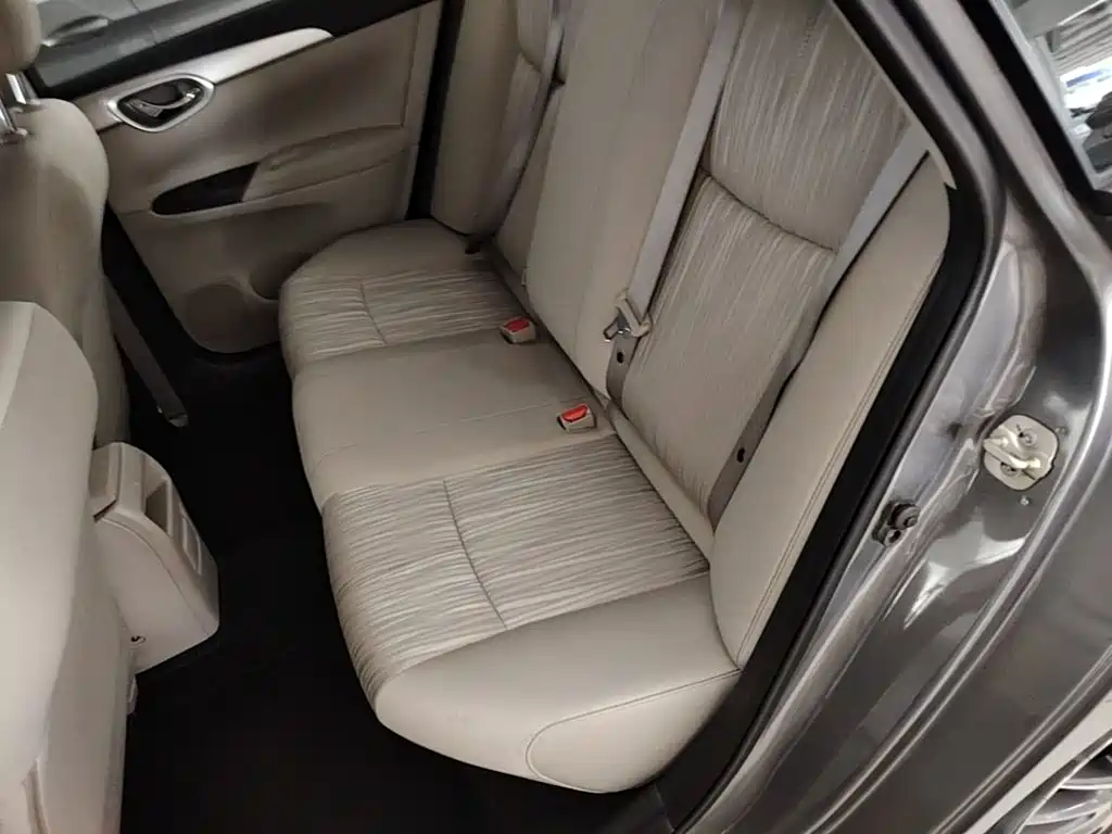 Nissan Sylphy 2019 — фото 17