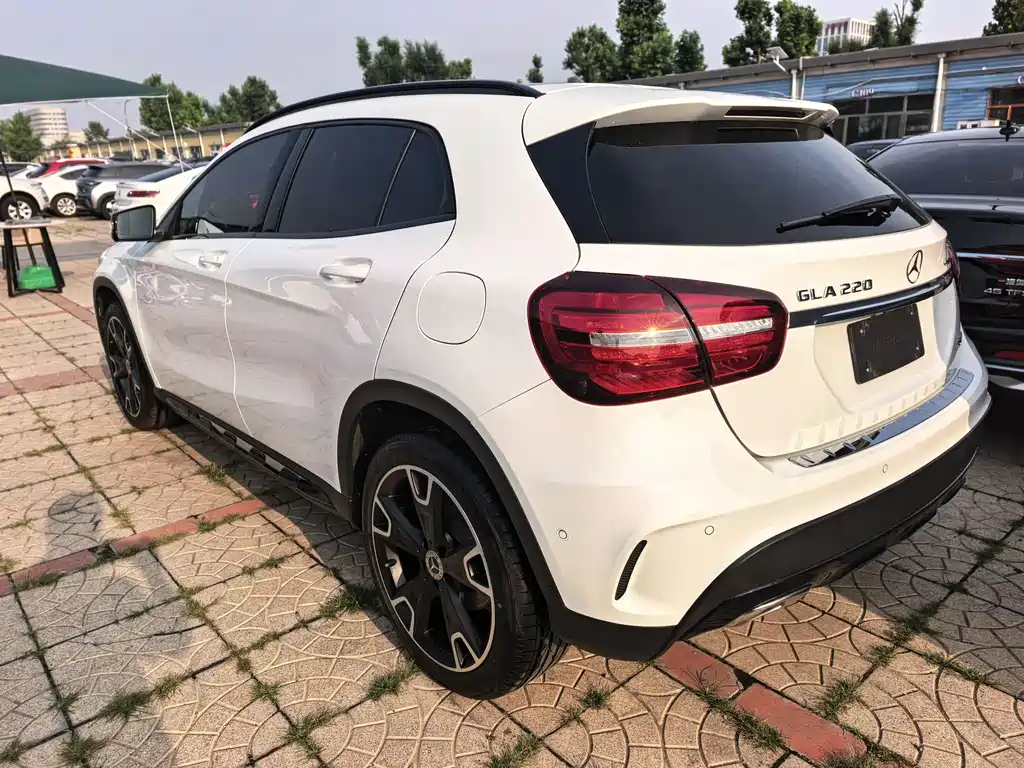 Mercedes-Benz GLA 2019 — фото 16
