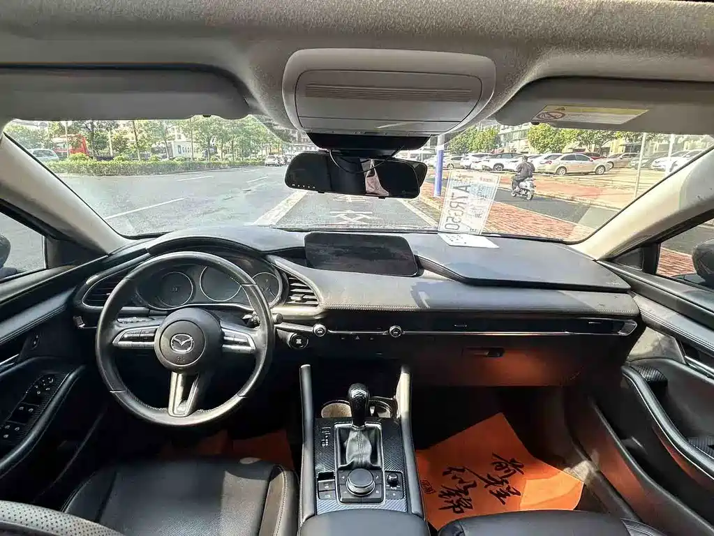 Mazda 3 Axela 2020