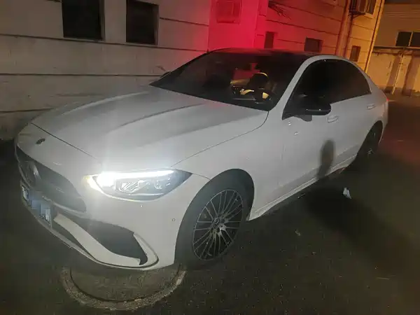 Mercedes-Benz C-Class 2023