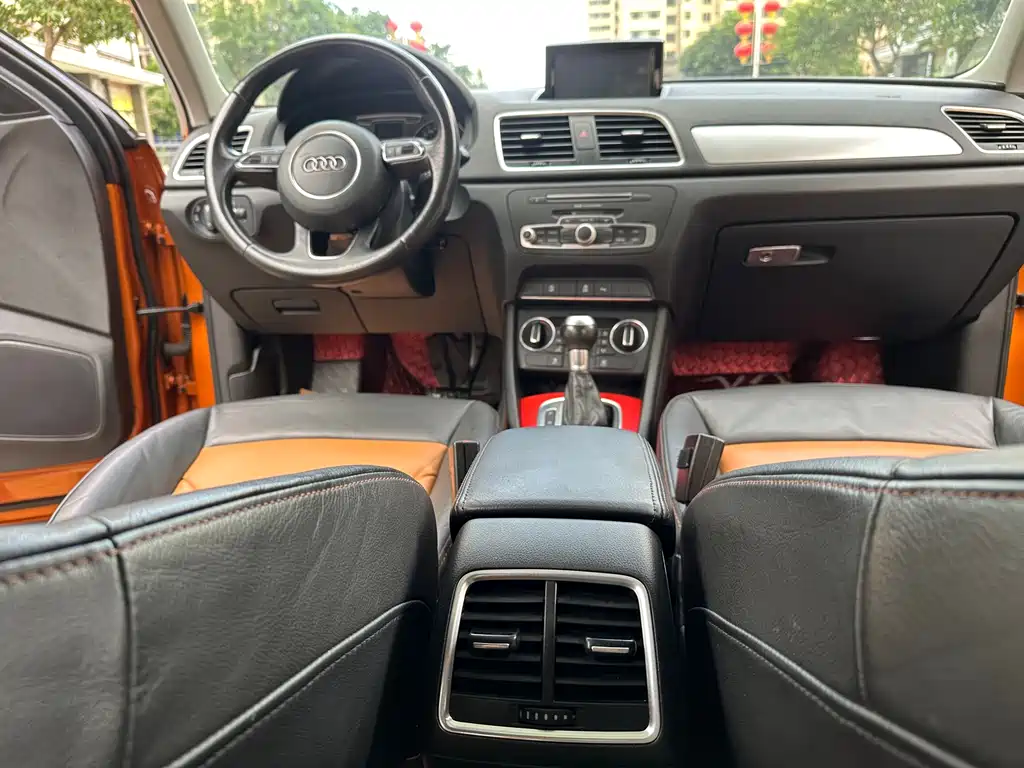 Audi Q3 2017 — фото 10