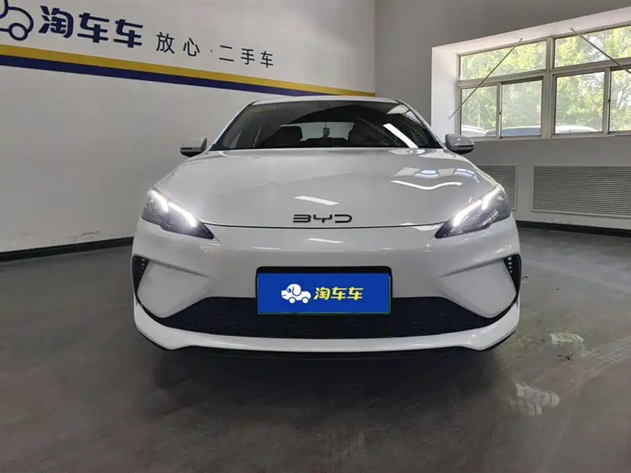 BYD Seal 05 DM-i 2025 — фото 2