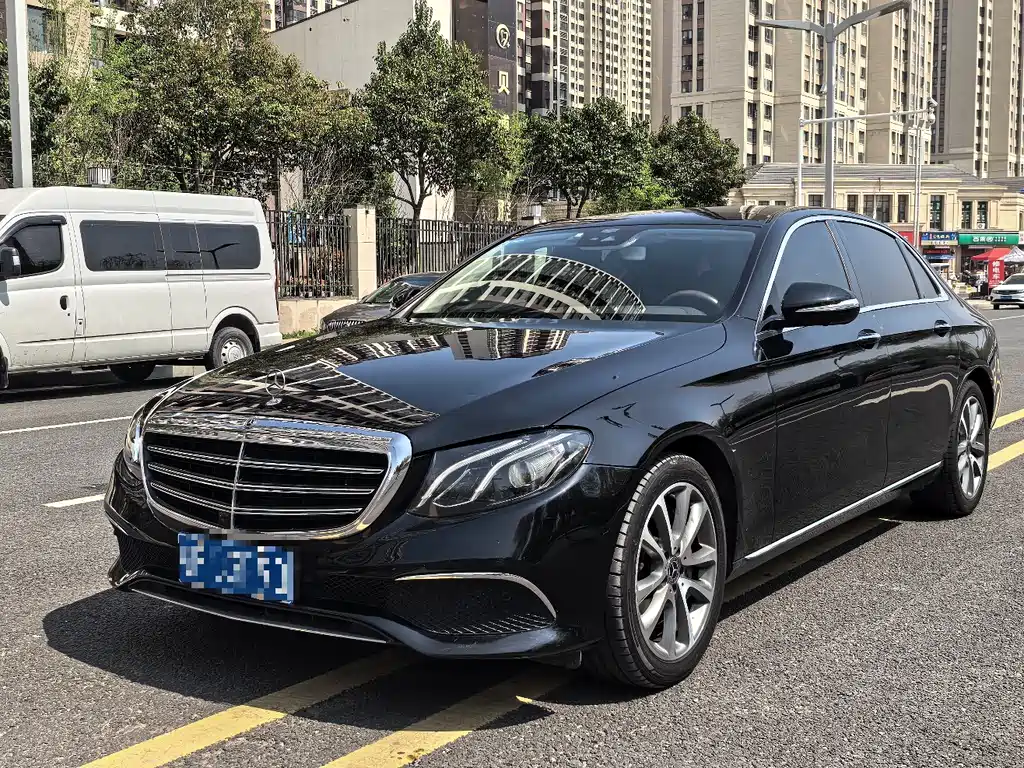 Mercedes-Benz E-Class 2018 — фото 1