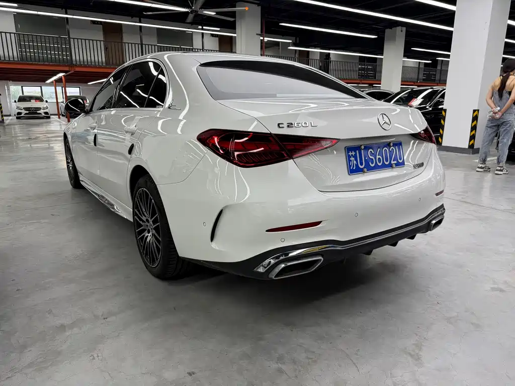 Mercedes-Benz C-Class 2025 — фото 15