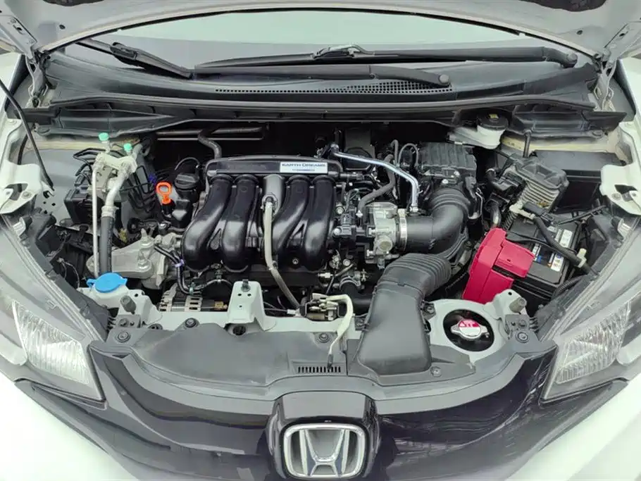 Honda Fit 2017 — фото 10