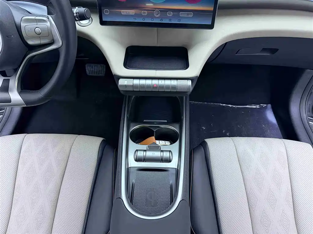 BYD Dolphin 2023 — фото 14