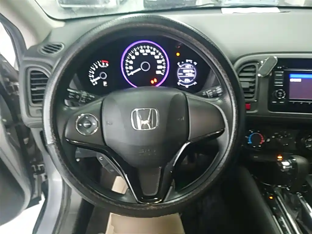 Honda Vezel 2017 — фото 11