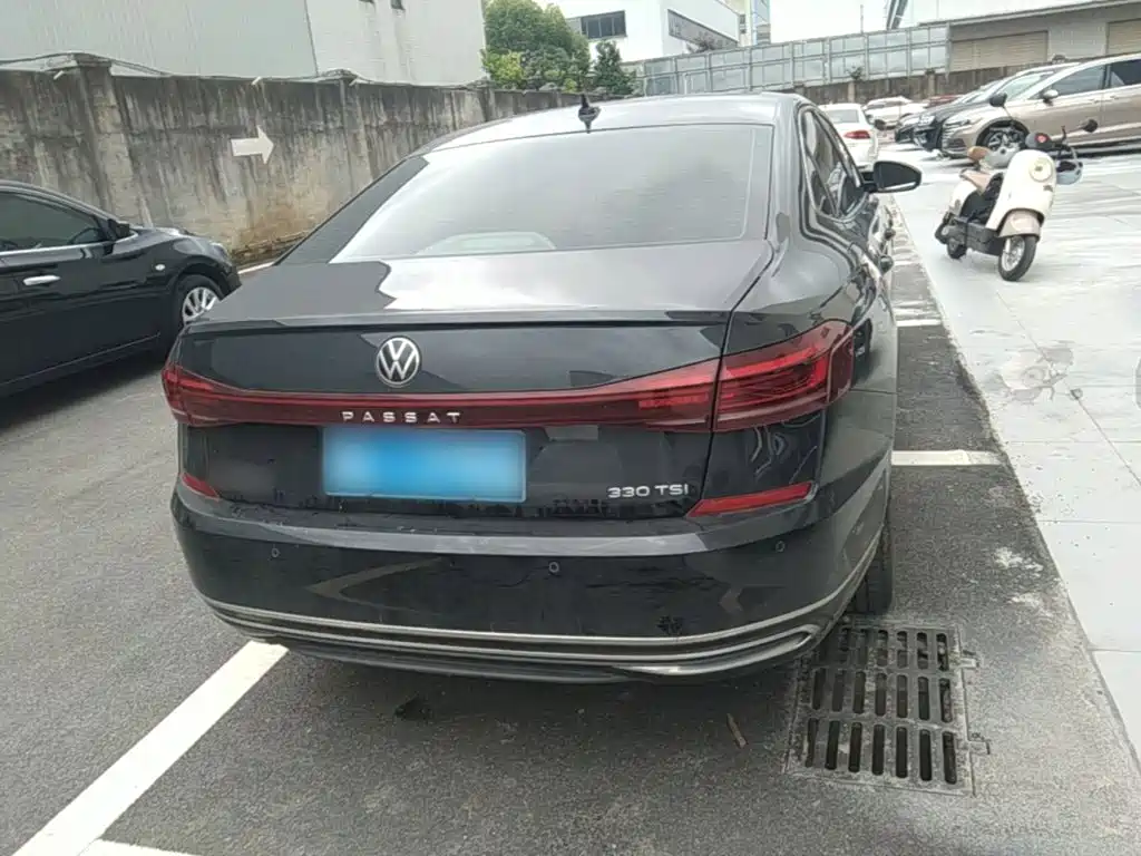 Volkswagen Passat 2024