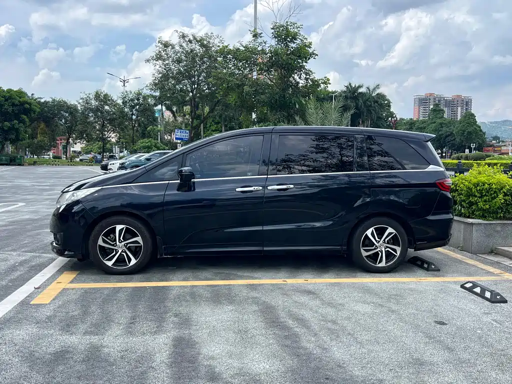 Honda Odyssey 2015