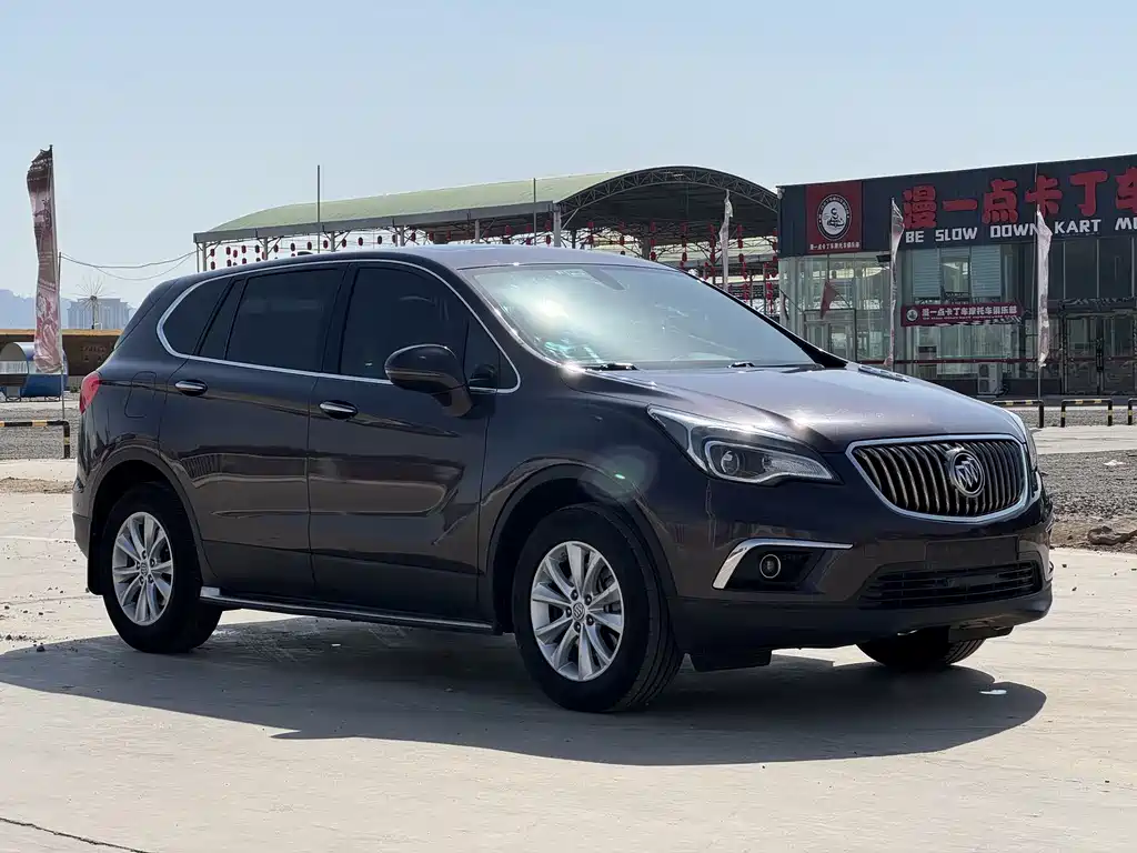 Buick Envision Plus 2017 — фото 3