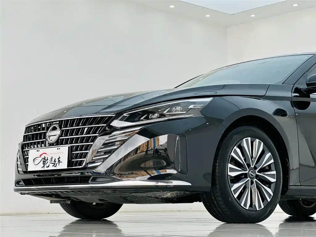 Nissan Teana 2023 — фото 8