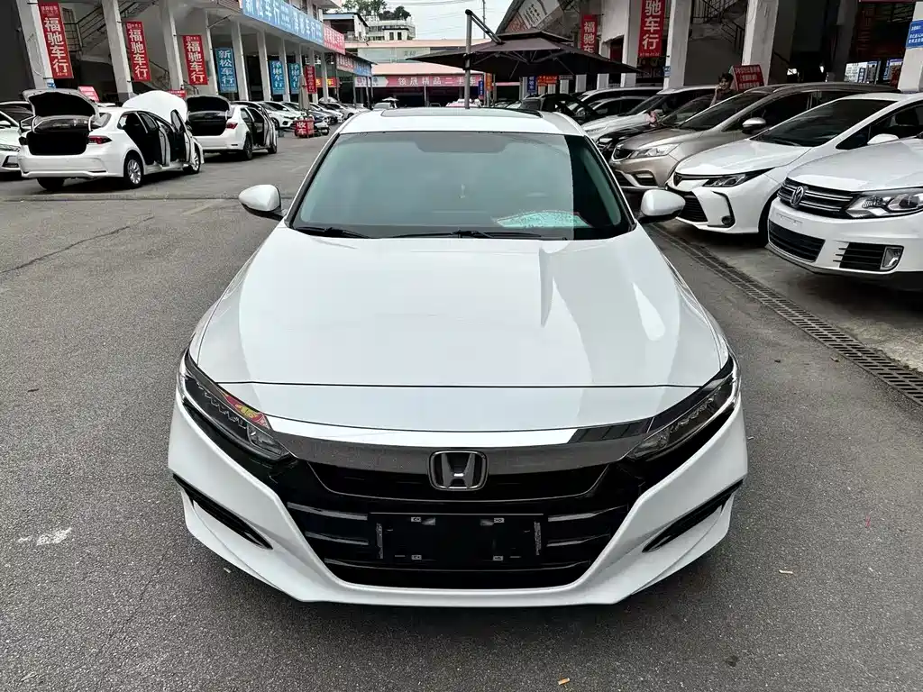 Honda Accord 2021 — фото 2