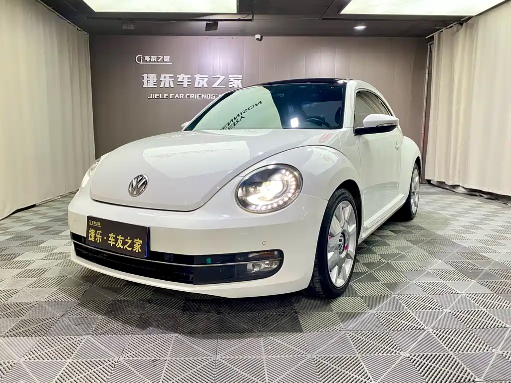 Volkswagen Beetle 2015 — фото 1