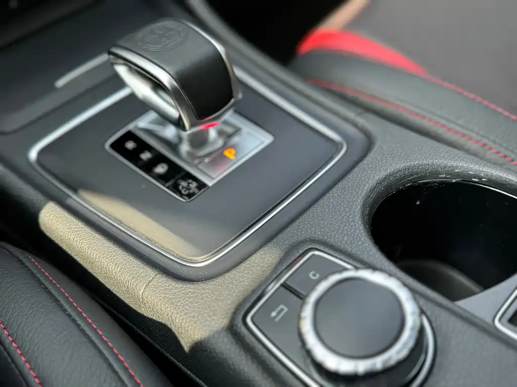 Mercedes-Benz A-Class AMG 2015 — фото 12