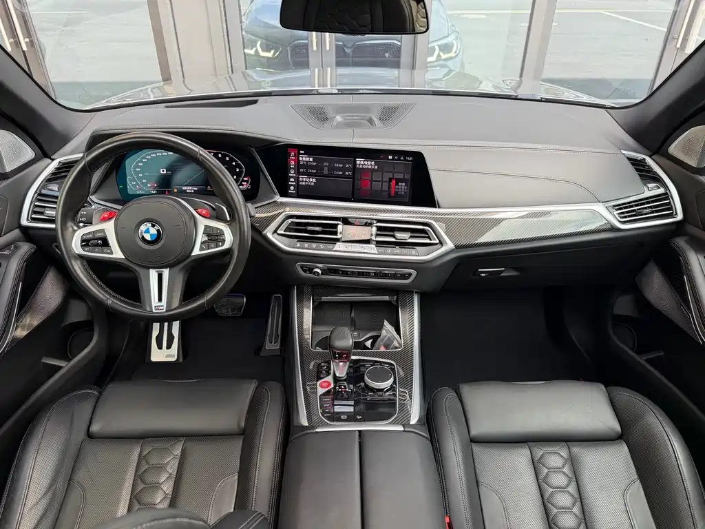 BMW X5 M 2021 — фото 11