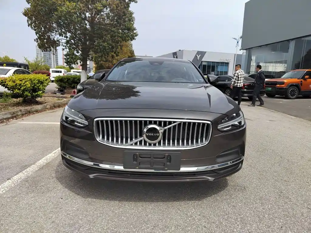 Volvo S90 2025 — фото 3