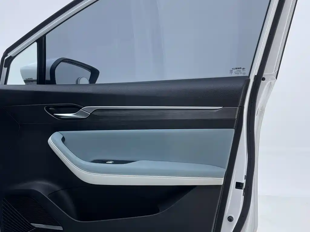 Geely Emgrand S 2022 — фото 10