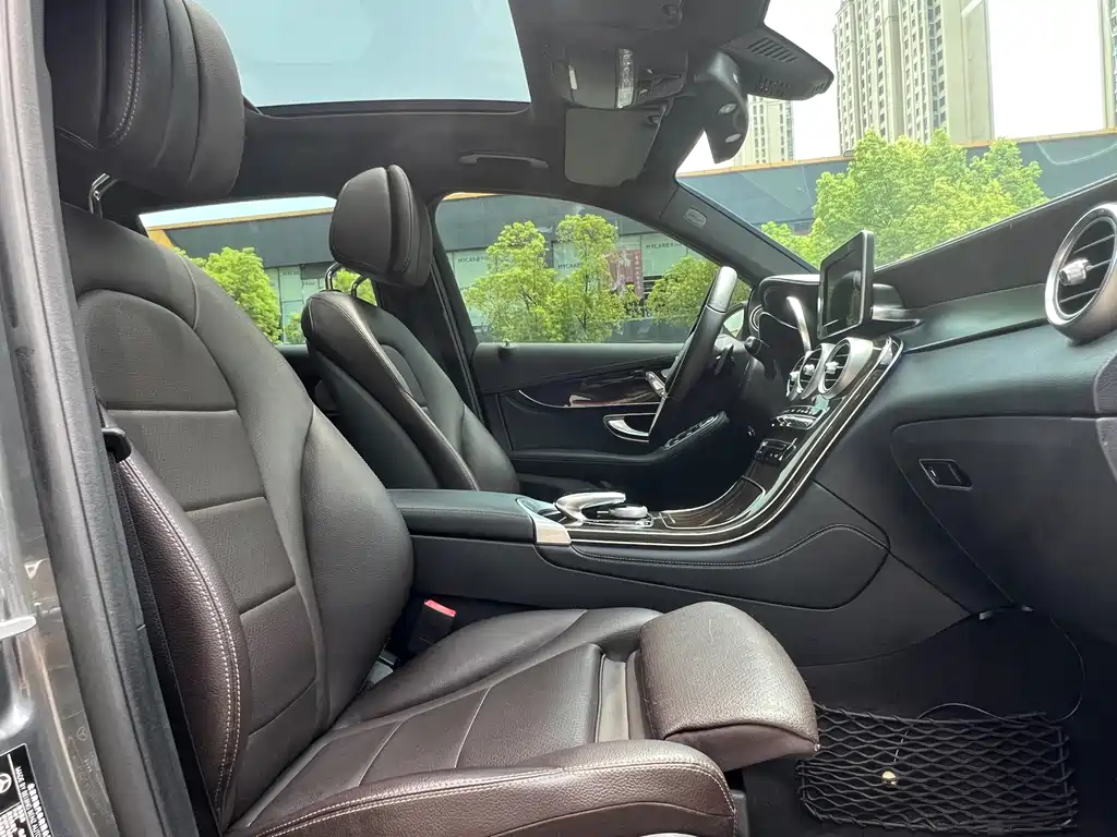Mercedes-Benz GLC 2016