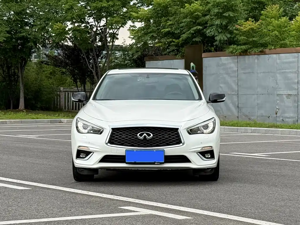 Infiniti Q50L 2021