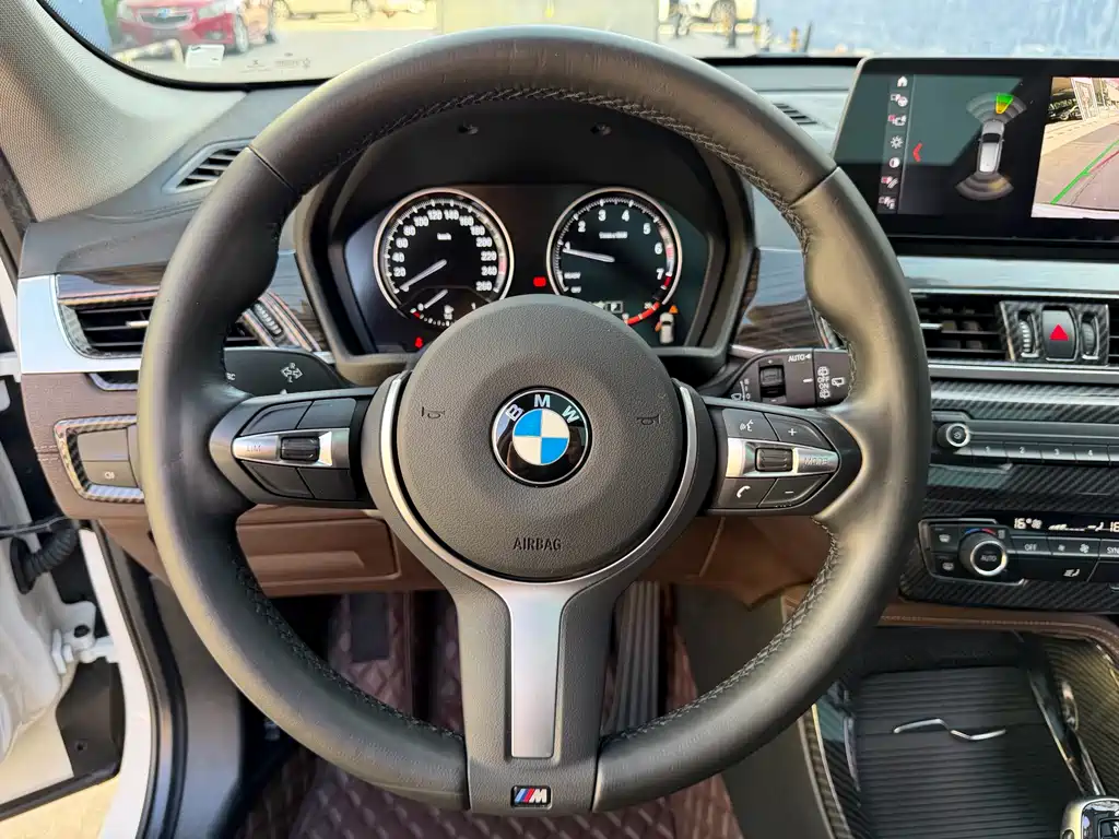 BMW X1 2020 — фото 15