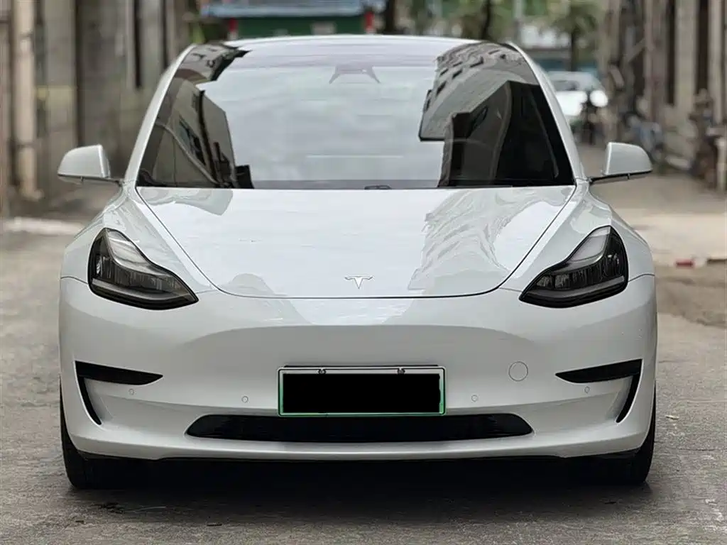 Tesla Model 3 2020 — фото 2