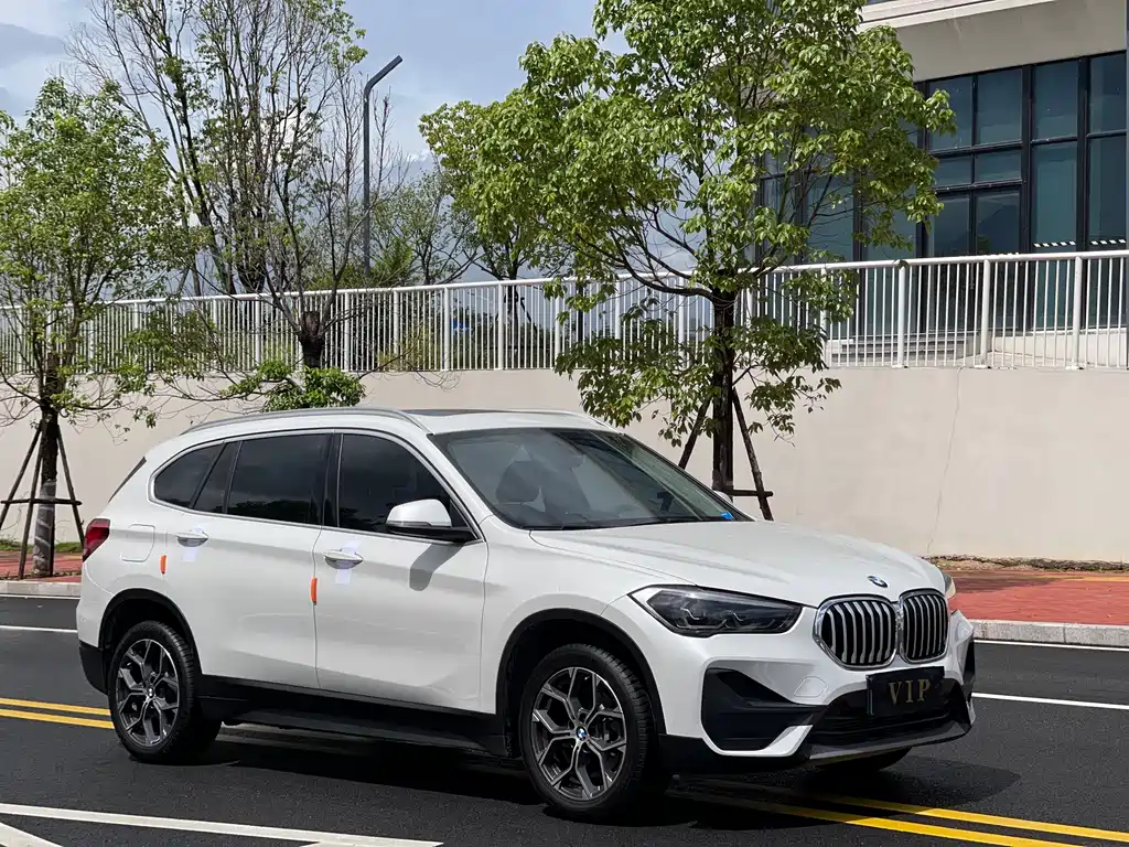 BMW X1 2021