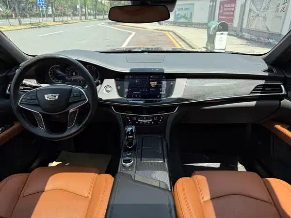 Cadillac CT6 2021
