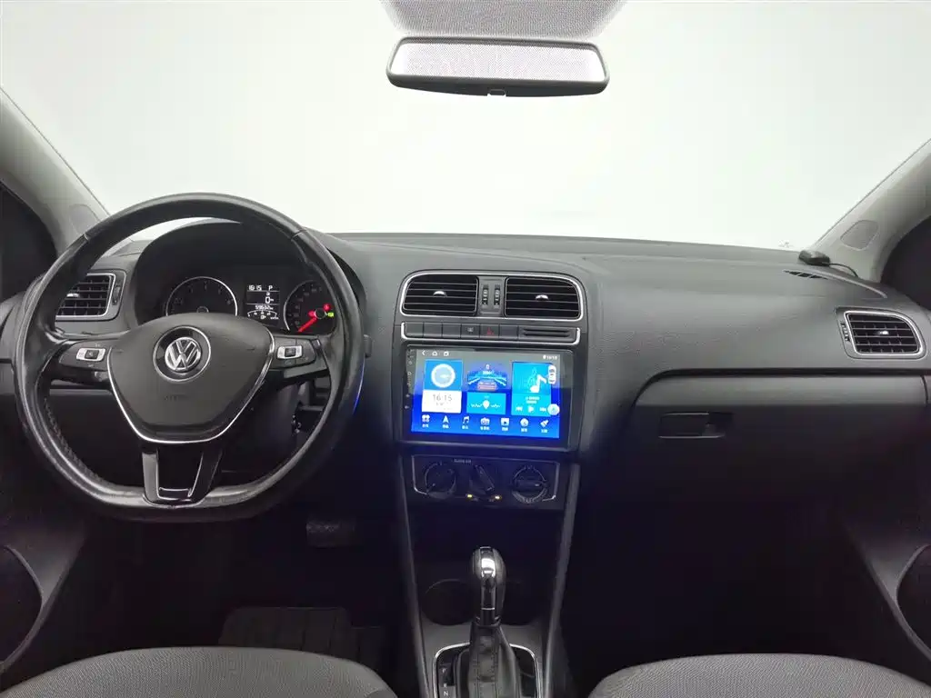 Volkswagen Polo 2016