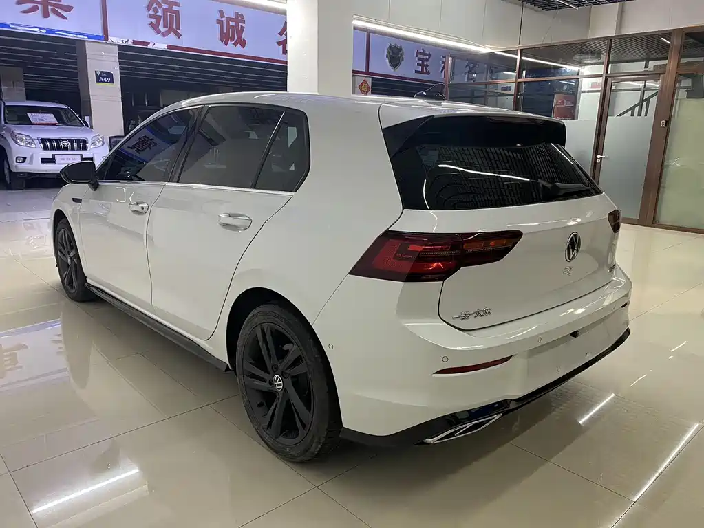 Volkswagen Golf 2022